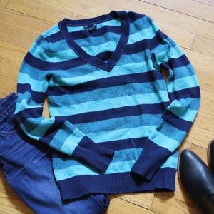 Gap blue/teal striped v-neck sweater, small